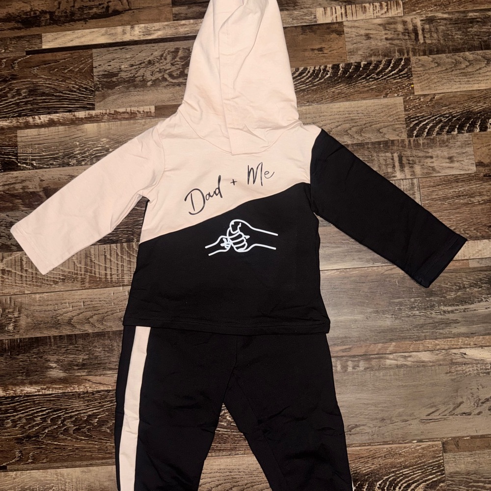 Black and White 'Dad + Me' Hoodie Set